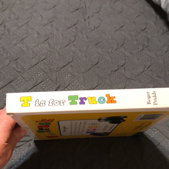 3 for $10. New “T is for Truck” Board Book/24 Pages - Picture 7 of 12